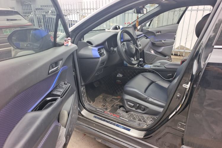 Used Toyota C-HR 2020 2.0L Leading Edition
