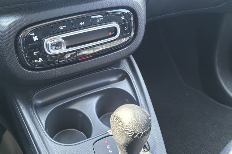 Used smart forfour 2016 0.9T 66 kW Pioneer Edition
