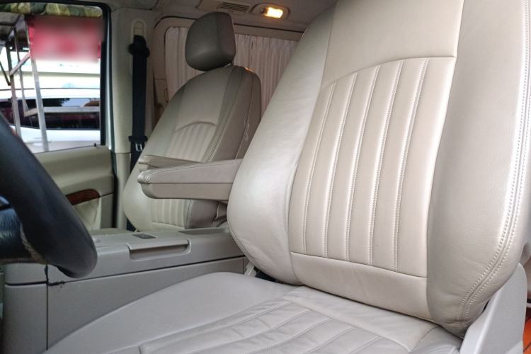 Used Mercedes-Benz Viano 2011 2.5L Prestige Edition Left Front Seat