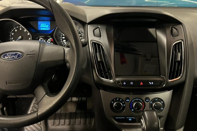 Used Ford Focus 2012 Hatchback 1.6L Automatic Comfort Model Interior 1