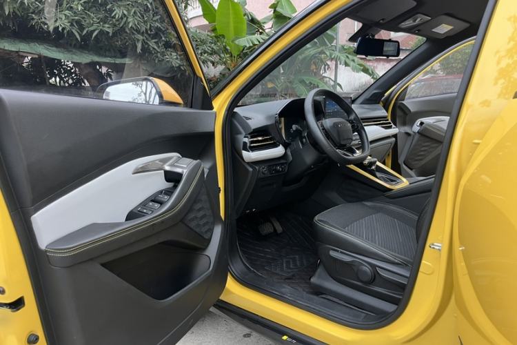 Used Baojun RS-3 2022 SOODA 1.5L CVT Pioneer Edition Interior 5