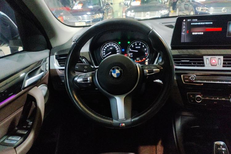 Used BMW X1 2022 sDrive25Li Leading Model Steering Wheel