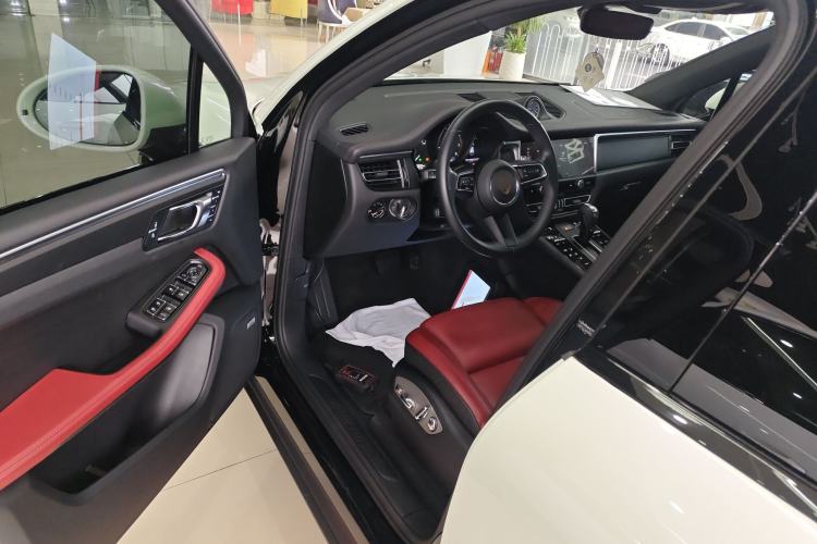 Used Porsche Macan 2023 Macan 2.0T