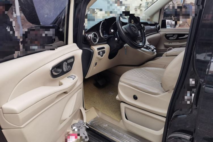 Used Mercedes-Benz V-Class 2016 V 260 Avantgarde Edition