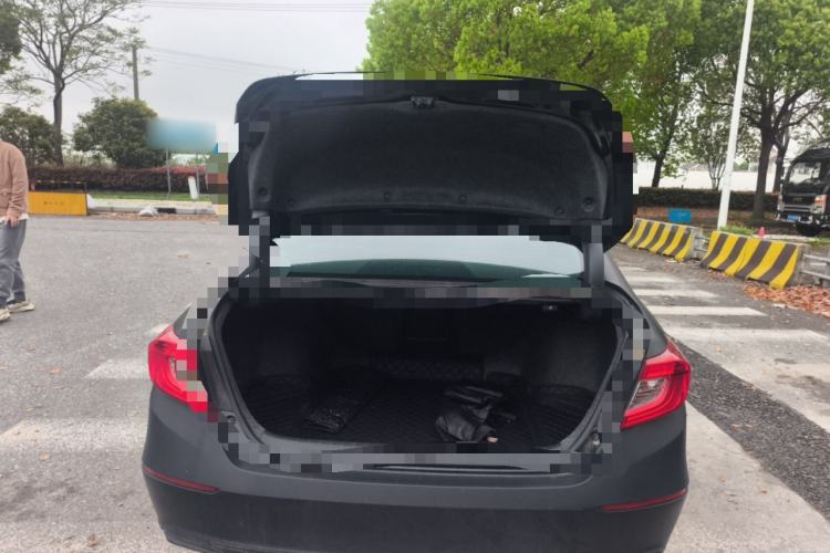 Used Honda Accord 2018 230TURBO Comfort Edition China VI Emission Standard Trunk