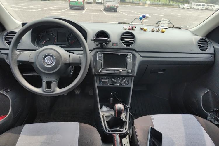 Used Volkswagen Jetta 2015 Value Edition 1.6L Manual Fashionable Style
