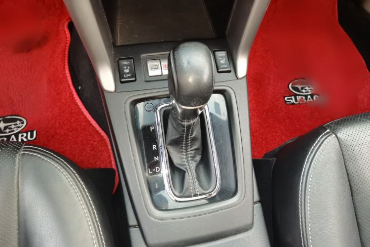 Used Subaru Forester 2013 2.5i Automatic Luxury Edition Gear Lever