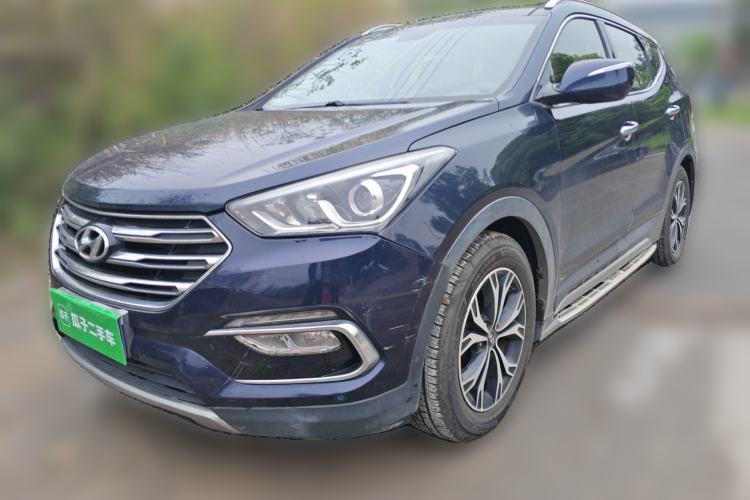 Used Hyundai Santa Fe 2017 2.0T Automatic All-Wheel Drive Smart 7-Seater