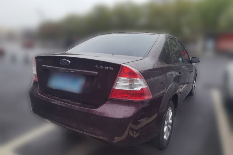 Used Ford Focus 2011 Sedan 1.8L Automatic Fashion Edition
