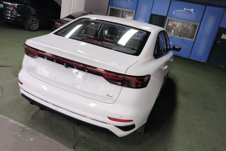 Used Geely Auto Emgrand 2025 4th Generation 1.5L CVT Flagship Version Rear Right 45 Deg