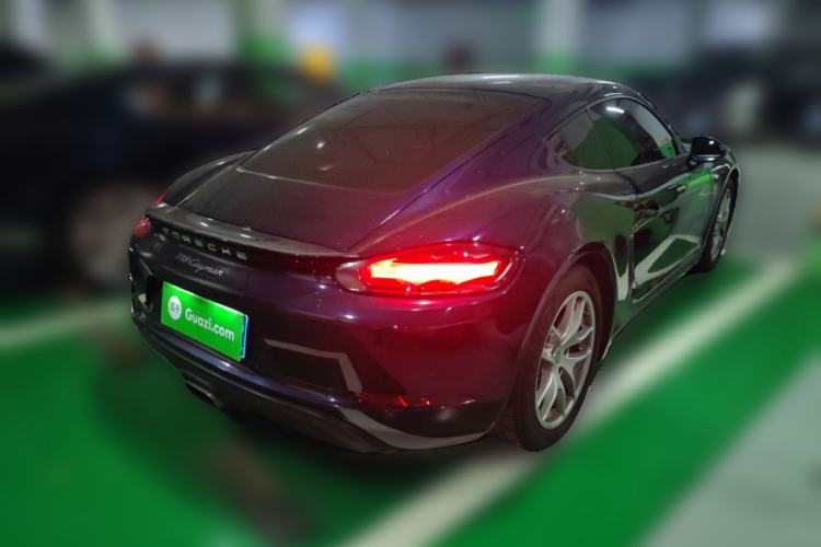 Used Porsche 718 2016 Cayman 2.0T
