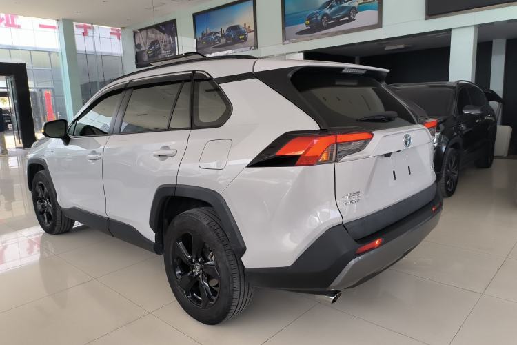 Used Toyota RAV4 2020 Dual-Engine 2.5L E-CVT 4x4 Elite PLUS Edition