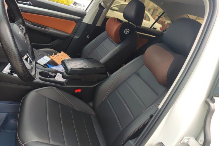 Used Volkswagen Bora 2023 200TSI DSG YueXing PRO Edition Left Front Seat