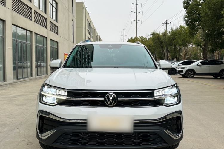 Used Volkswagen Tharu 2023 300TSI Two-Wheel-Drive Moonlight Edition