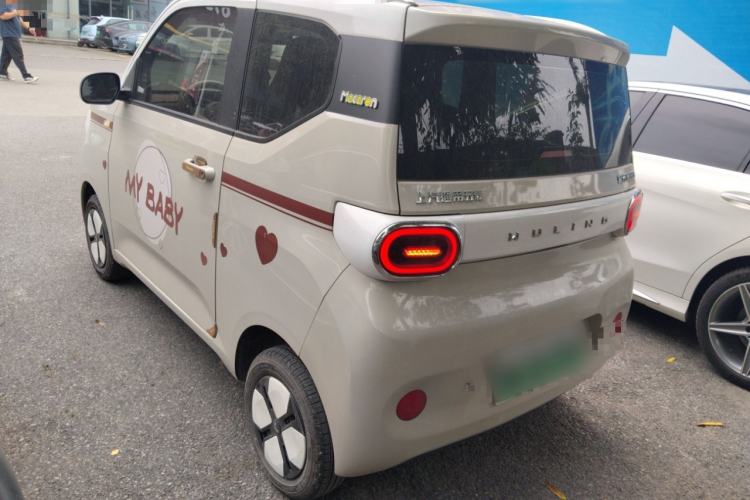 Used Wuling Hongguang MINIEV 2024 3rd Generation 215km Advanced Version Exterior 2