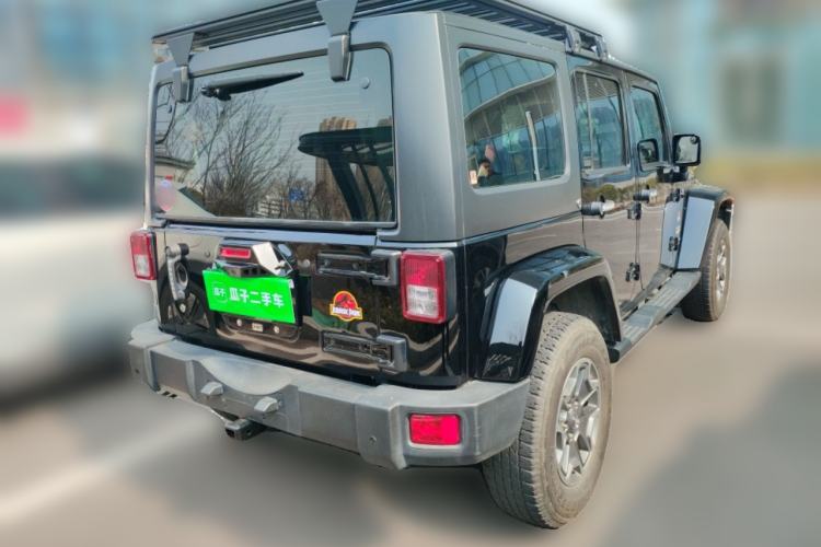 Used Jeep Wrangler 2013 3.6L Sahara Four-Door Edition
