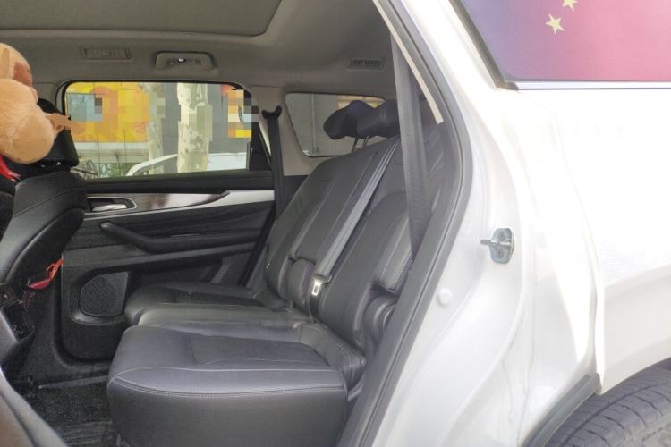 Used EXEED Lanyue 2021 400T Four-Wheel Drive Starlight Pro Edition 7 Seats Left Rear Seat