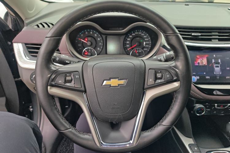 Used Chevrolet Malibu 2018 530T Automatic Fashion Edition Steering Wheel