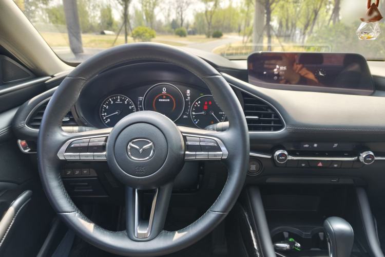 Used Mazda 3 Axela 2021 2.0L Automatic Zhiyao Edition Audio And AC Panel