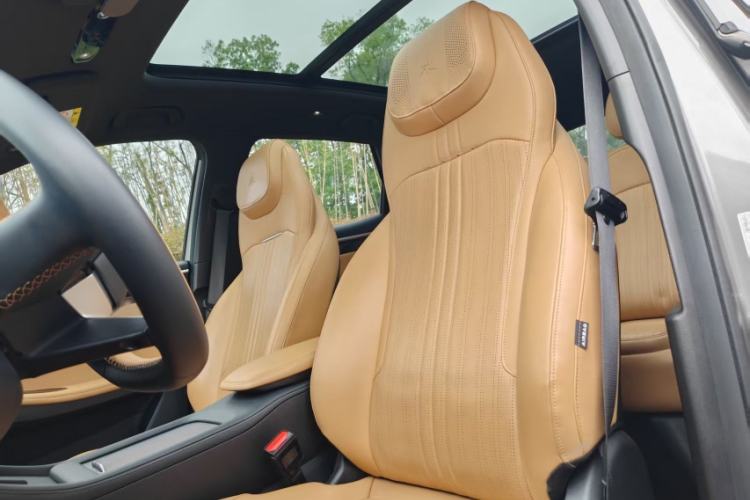 Used Geely Galaxy L7 2023 1.5T 115 km Starship Interior 2