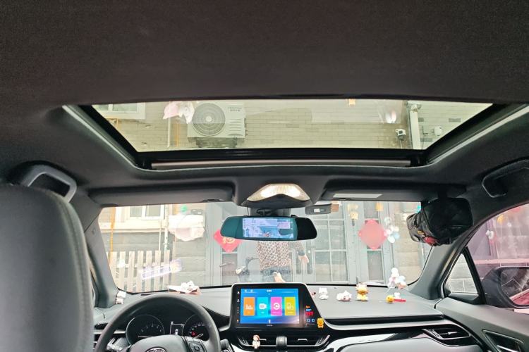 Used Toyota IZOA 2020 2.0L Yi Xiang CARE