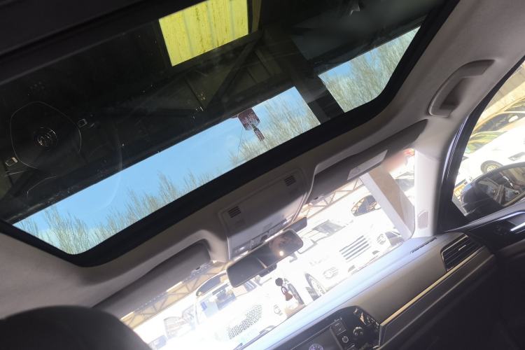 Used Volkswagen Sagitar 2019 280TSI DSG Comfort Version China VI Standard Headliner