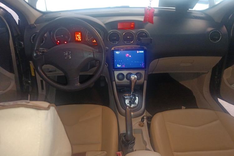 Used Peugeot 408 2011 2.0L Automatic Comfort Edition
