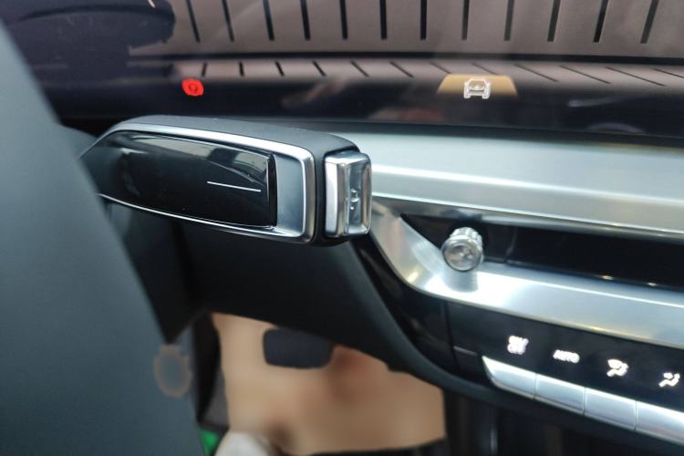 Used Cadillac LYRIQ 2024 Rear-Drive Standard Range Luxury Edition