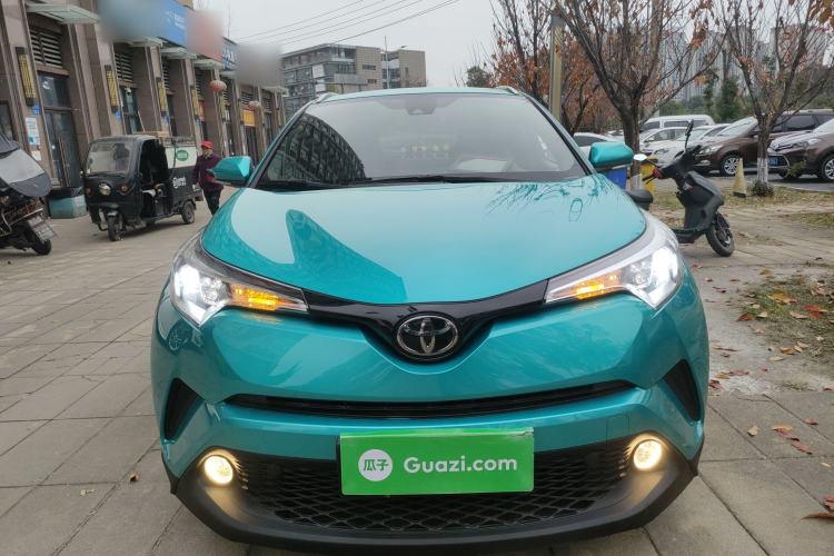 Used Toyota C-HR 2018 2.0L Leading Edition China VI

