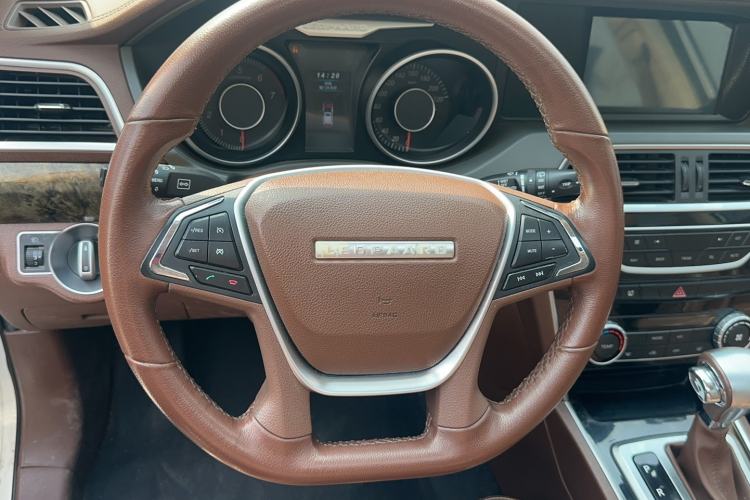 Used Leopaard CS10 2017 2.0T Automatic Urban Version
