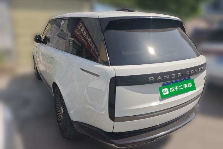 Used Land Rover Range 2023 3.0 L6 360 PS Grand Edition
