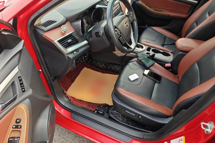 Used BYD G5 2014 1.5TID Automatic Flagship Model