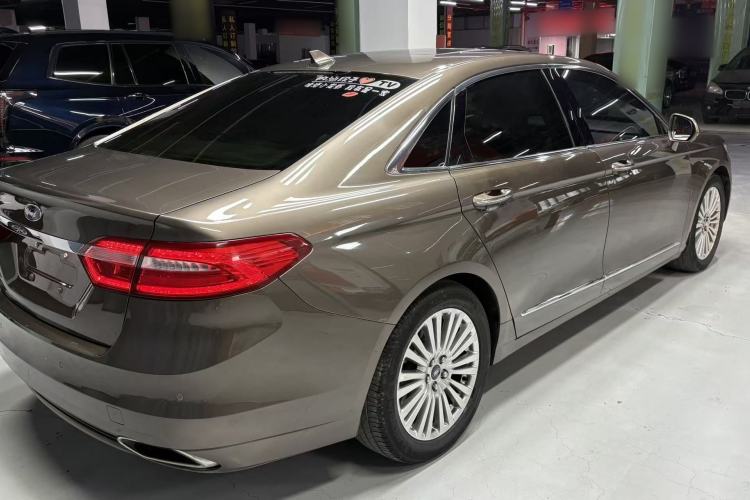 Used Ford Taurus 2017 EcoBoost 245 Luxury Model
