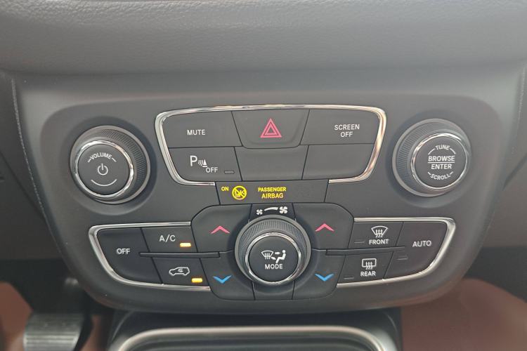 Used Jeep Compass 2017 200T Automatic Family Edition