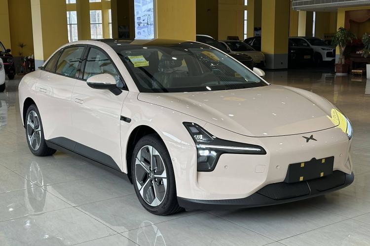 Used XPeng MONA M03 2024 620 with Ultra-Long Range