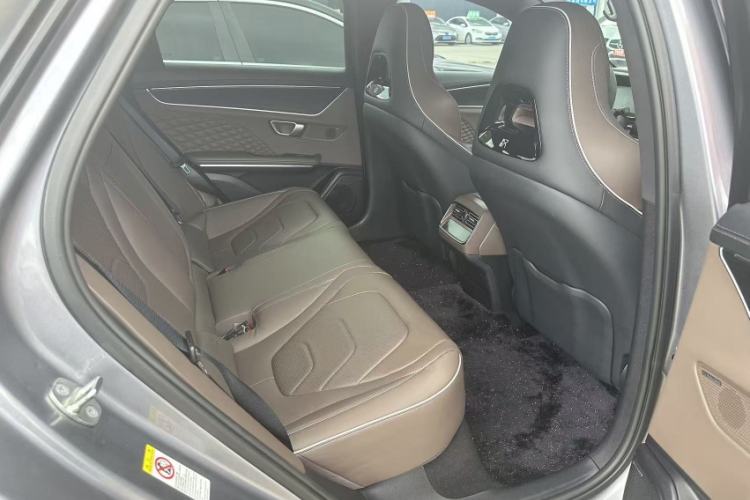 Used BYD Han 2022 EV Genesis Edition 715KM Front-Wheel-Drive Prestige Model Interior 8