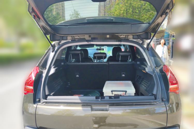 Used Peugeot 3008 2015 2.0L Automatic Trend Edition