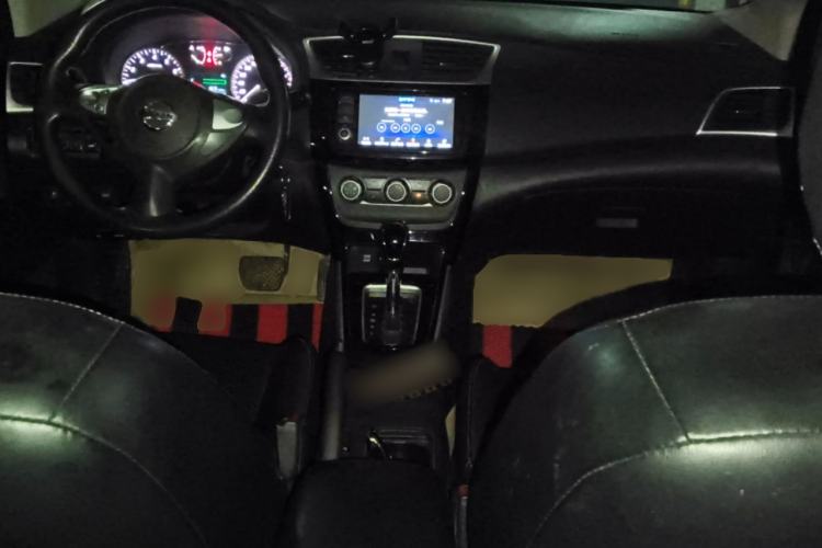 Used Nissan Sylphy 2016 1.6 XL CVT Luxury Edition Center Console