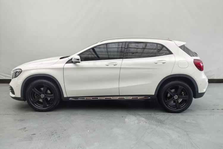 Used Mercedes-Benz GLA 2019 GLA 200 Fashion Model Exterior 12