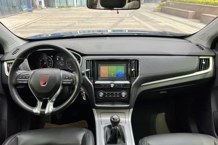 Used Roewe RX5 2016 20T Two-Wheel Drive Manual Flagship Edition
