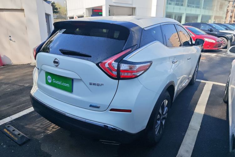 Used Nissan Murano 2021 2.5L XL Two-Wheel Drive Smart Connect Luxury Edition Rear Right 45 Deg