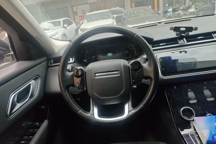 Used Land Rover Range Velar 2019 250 PS Steering Wheel