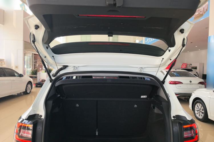 Used Volkswagen Tacqua 2023 200TSI DSG Joy-Connect Edition