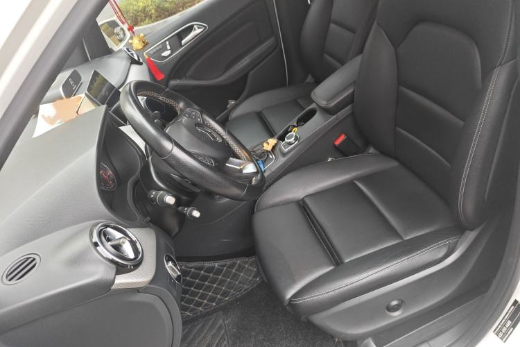 Used Mercedes-Benz B-Class 2017 B 200 Fashion Model
