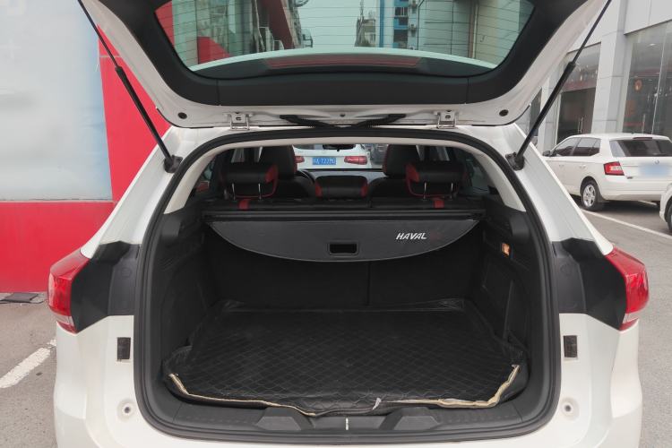 Used Haval H4 2019 Red-Label 1.5 GDIT DCT Luxury Smart Connectivity Model Trunk
