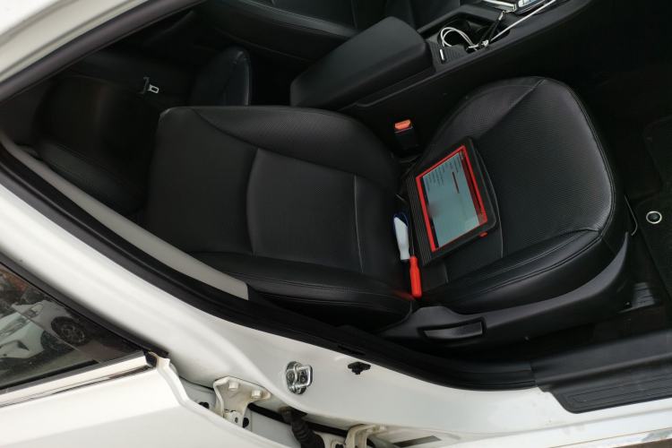 Used Kia K5 2015 2.0L Automatic LUX
