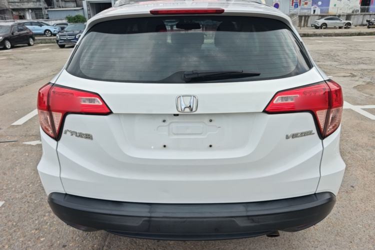 Used Honda Vezel 2016 1.8L CVT Front-Wheel Drive Pioneer Edition
