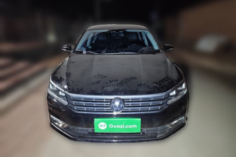 Used Volkswagen Passat 2017 330TSI DSG Luxury Edition
