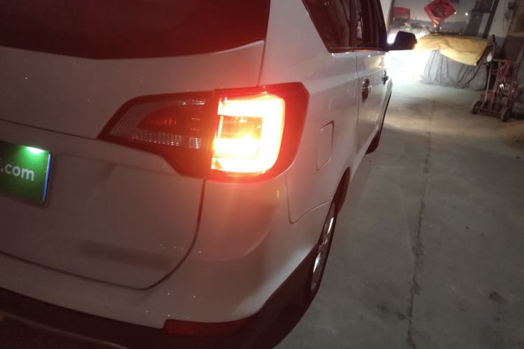 Used Baojun 730 2016 Revised 1.5L Manual Standard Version 7 Seats China V Emission Standard