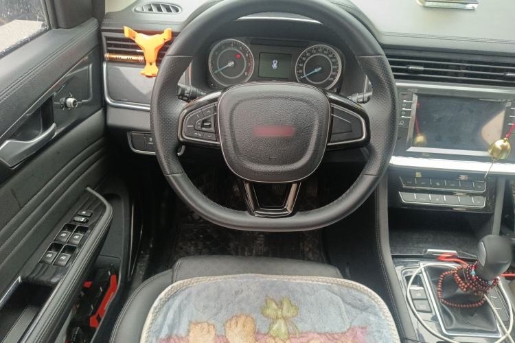 Used Sinotruk VGV U70 2020 1.5T Manual Elite Edition 7-Seater Steering Wheel